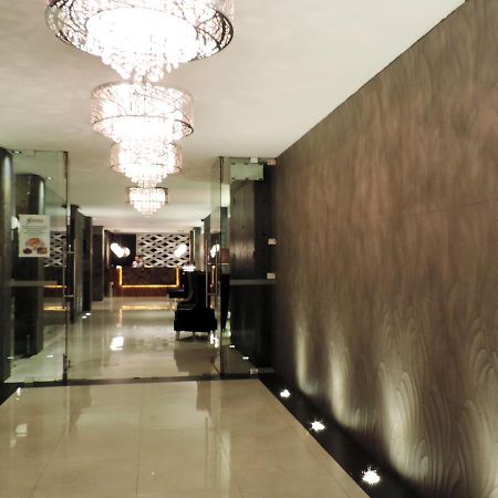Hotel Senorial Platino ليون المظهر الخارجي الصورة