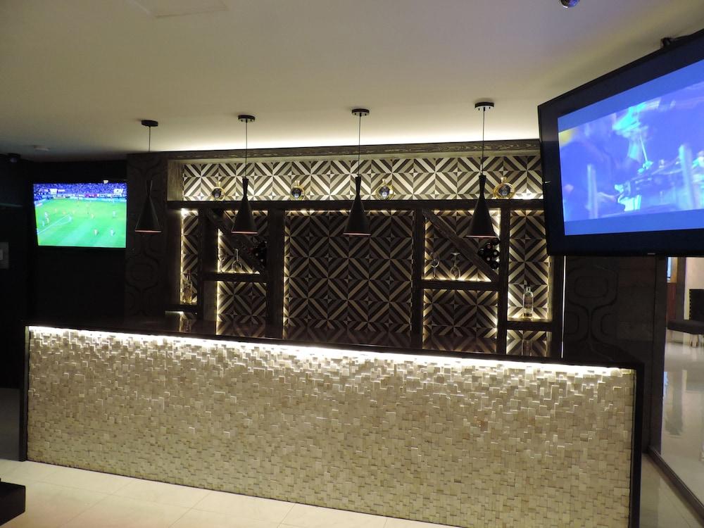Hotel Senorial Platino ليون المظهر الخارجي الصورة