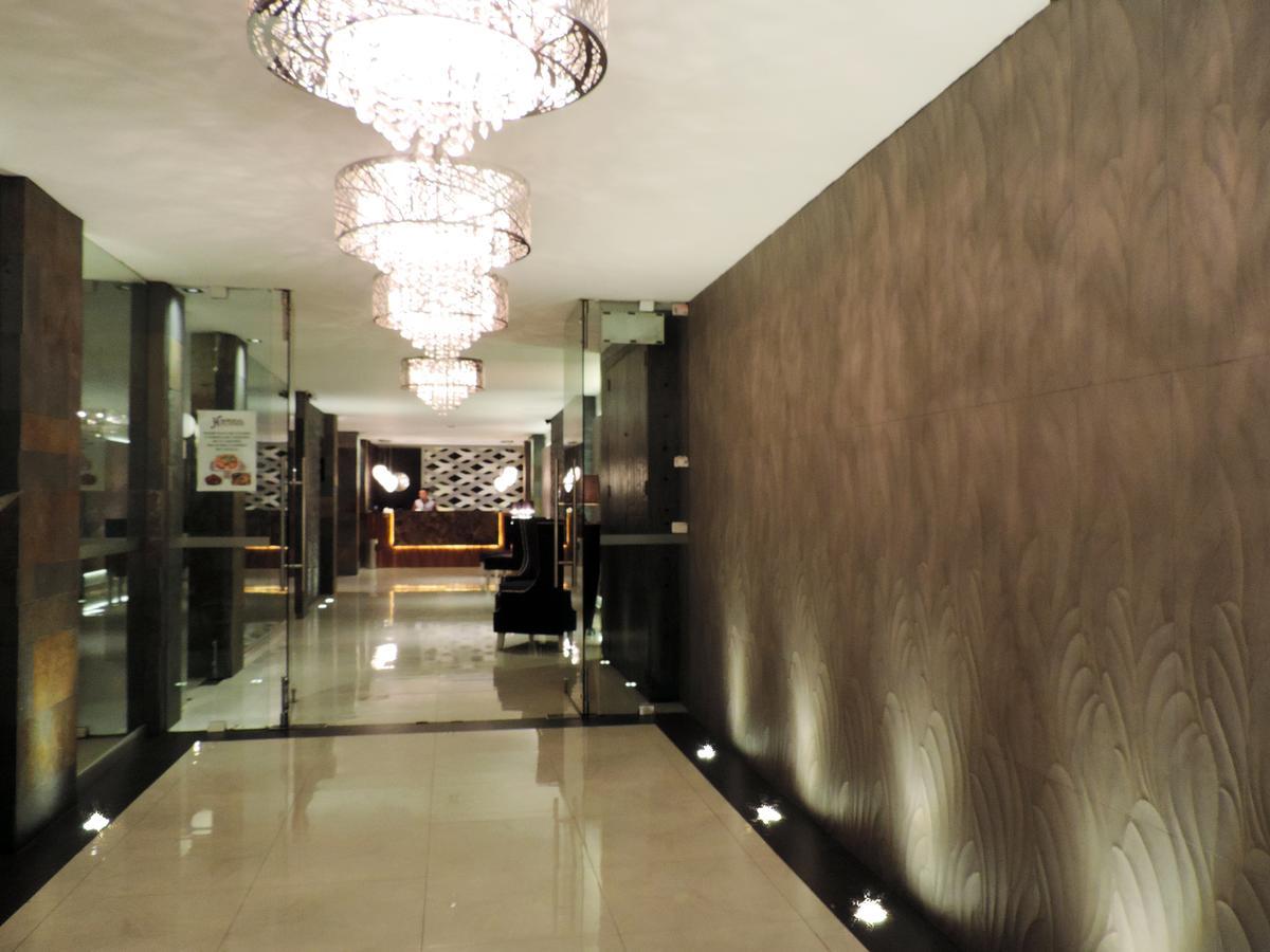 Hotel Senorial Platino ليون المظهر الخارجي الصورة