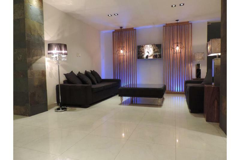 Hotel Senorial Platino ليون المظهر الخارجي الصورة