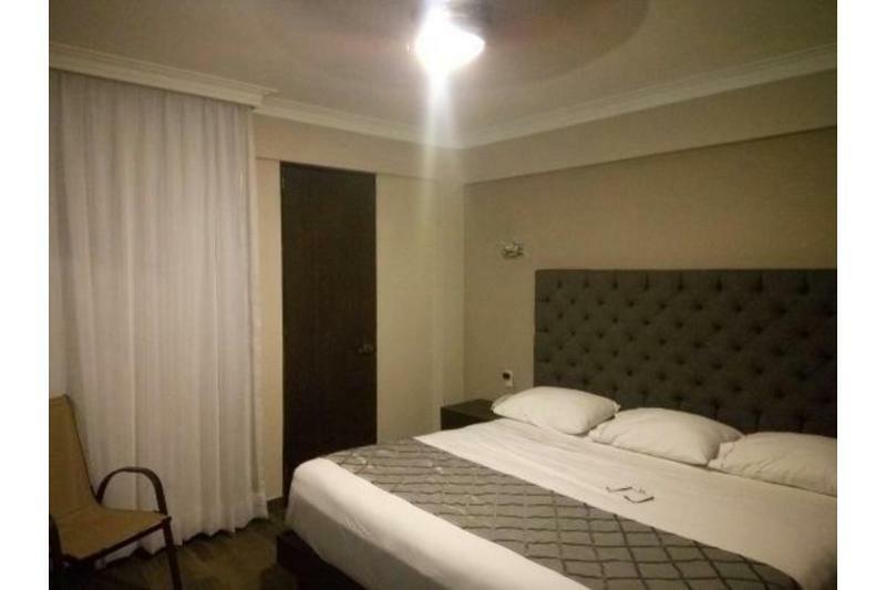 Hotel Senorial Platino ليون المظهر الخارجي الصورة
