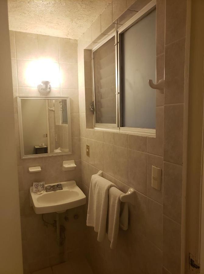 Hotel Senorial Platino ليون المظهر الخارجي الصورة